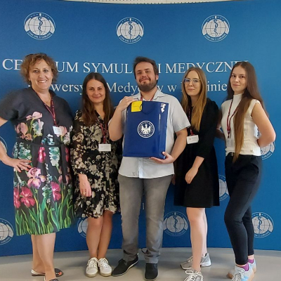 Laureaci I Edycji Ogólnopolskiego Konkursu Wiedzy Farmakologicznej „Złota Recepta- Recipe Auream”