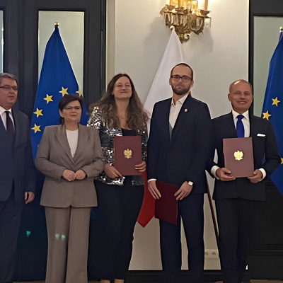 Naukowcy Śląskiego Uniwersytetu Medycznego odbierają nagrody Ministra Zdrowia.