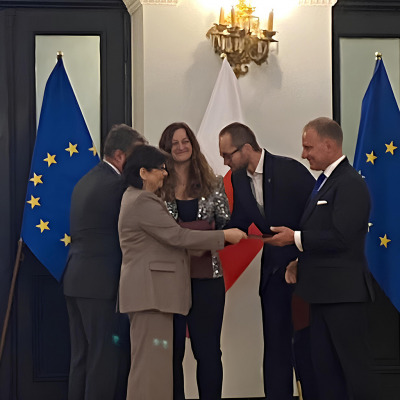Naukowcy Śląskiego Uniwersytetu Medycznego odbierają nagrody Ministra Zdrowia.